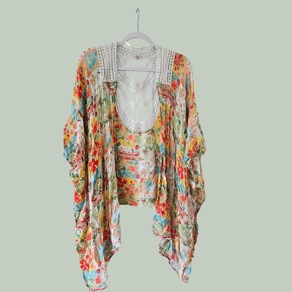 Cato Womens One Size Floral Strawberry Patchwork Crochet Lace Back Kimono Wrap
